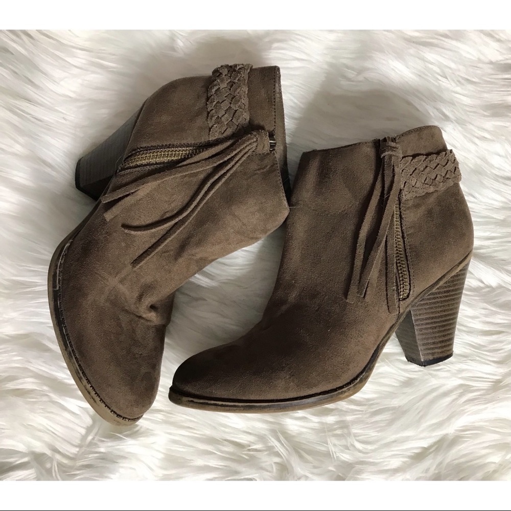 MIA Distressed Tassel Suede Braided Bootie - Picture 5 of 8